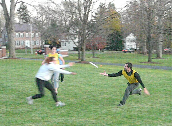Ultimate Frisbee Holds First Game