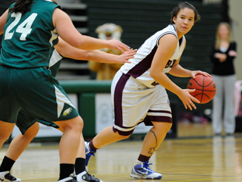 Blazers Roar Past Wildcats 66-44
