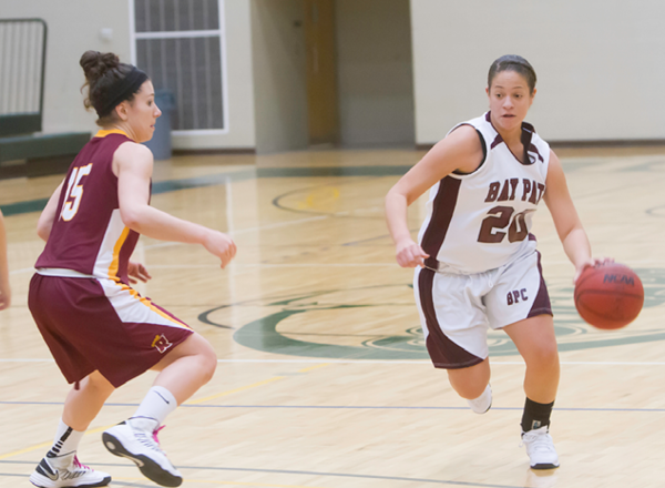 Toni Alexander Sparks the Wildcats in their Last Minute Comeback over Mitchell 51-50