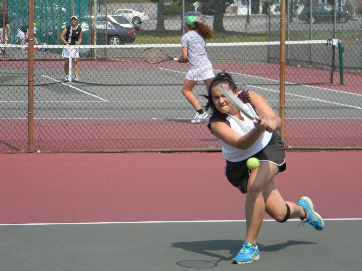 Wildcats Prevail Over Lynx in NECC Match