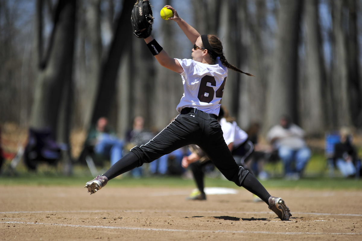 Wildcats Drop Two to Blue Jays