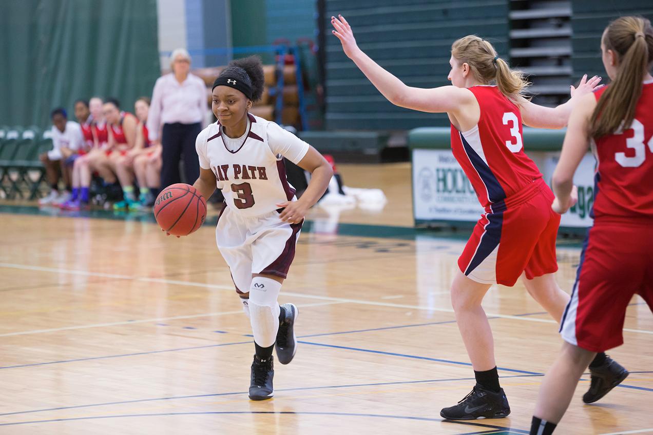 Wildcats Claw Past Lynx