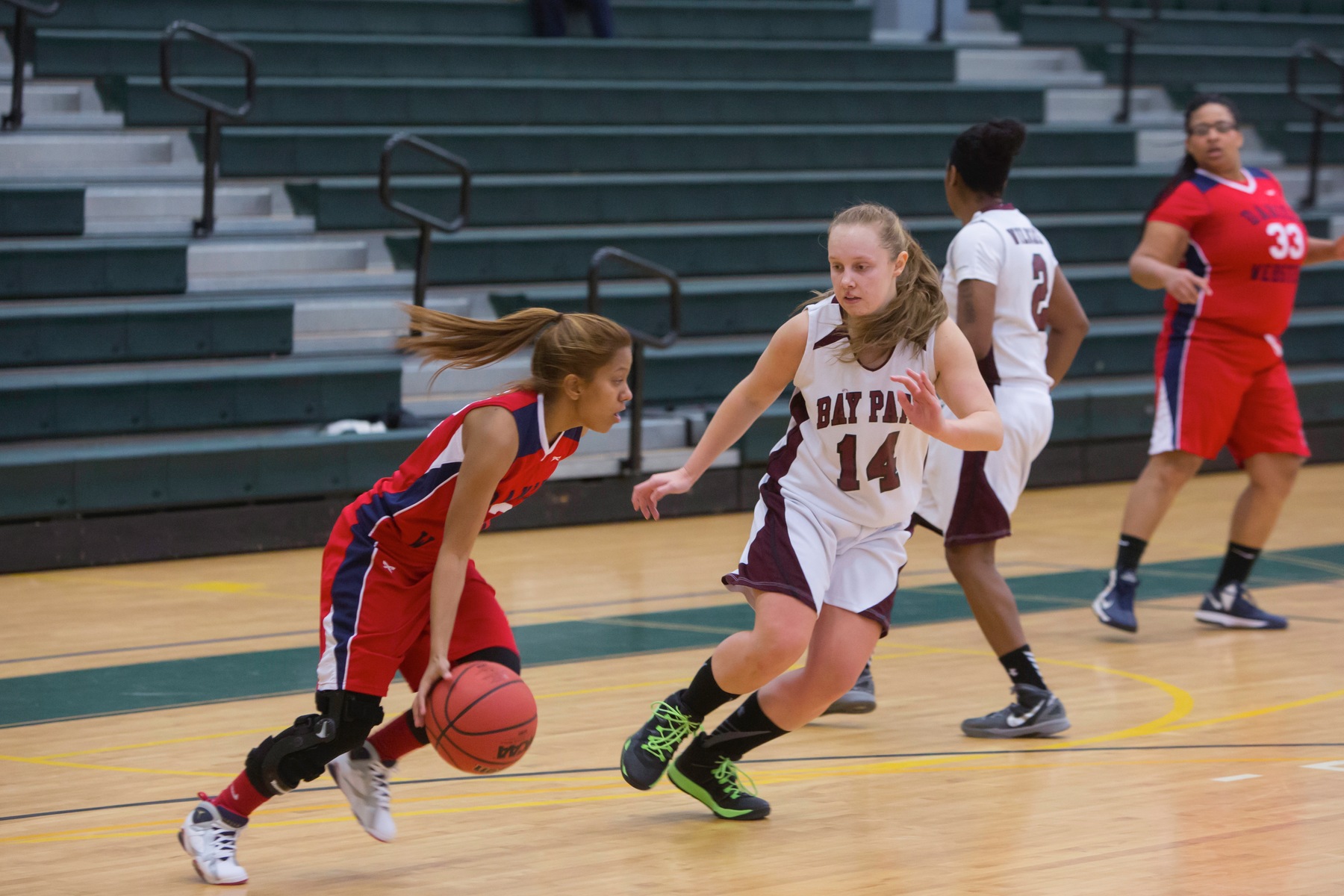 Bay Path Women&rsquo;s Basketball Drops 70-44 Decision to Mount Ida