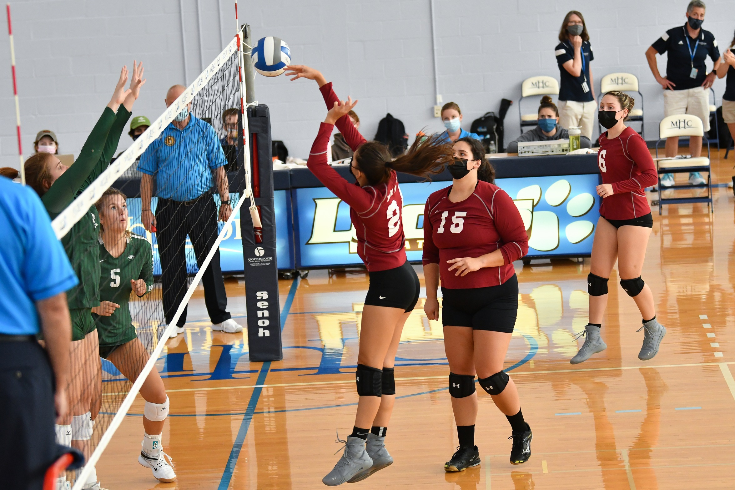 Mount Holyoke wins 3-0 over Bay Path
